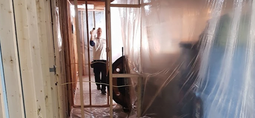 How Spray Foam Insulation Helps Custom Homes In Edmonton Stay Comfortable Through Extreme Seasonal Shifts
