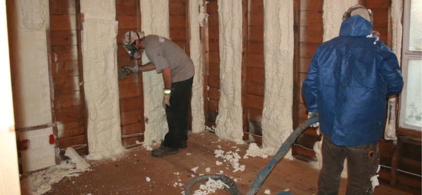 Why Edmonton Homeowners Choose Professional Insulation Contractors Over DIY